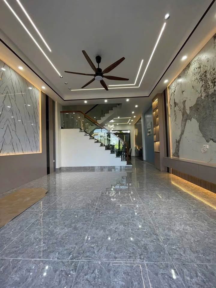 Nhà khu Mỹ Trung, Nam Định 62m² giá 4 tỷ - Xây mới đẹp, sẵn sàng ở ngay!