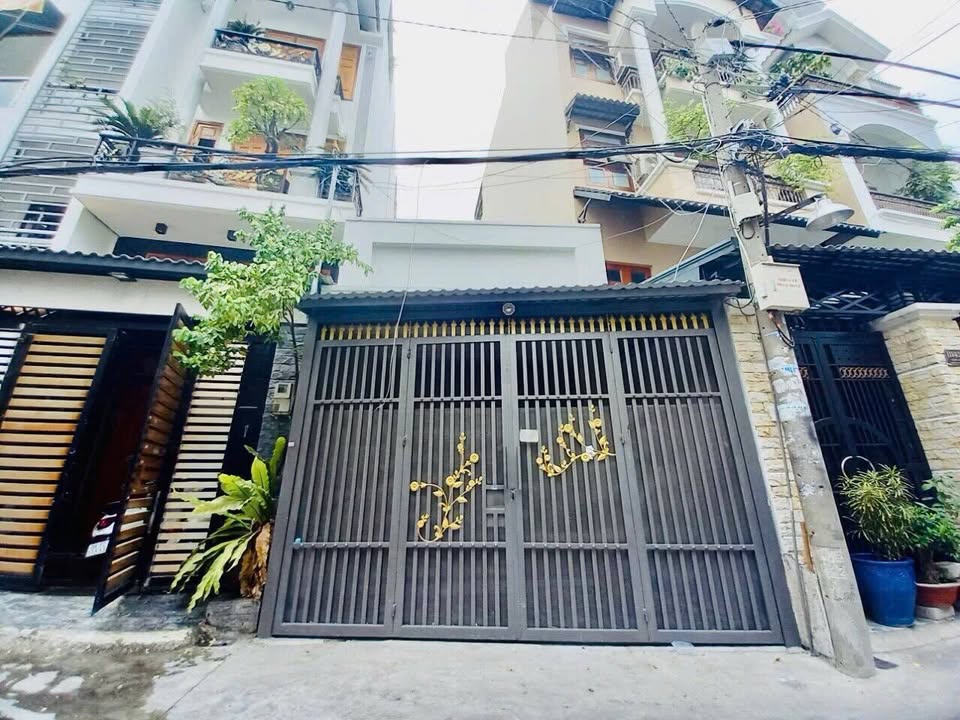 Nhà riêng hẻm xe hơi Vườn Lài, Quận Tân Phú 81m² giá 7.4 tỷ - Sẵn sàng vào ở!