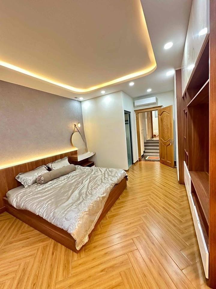 Bán Nhà Hẻm Xe Hơi Phạm Văn Chiêu, Gò Vấp 38m² - Sổ Hồng Riêng, Giá 5,7 Tỷ!