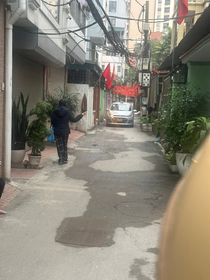 Nhà phố Cổ Nhuế 2, Bắc Từ Liêm 35m² giá 7 tỷ - Ô tô đỗ cửa, an ninh tốt!