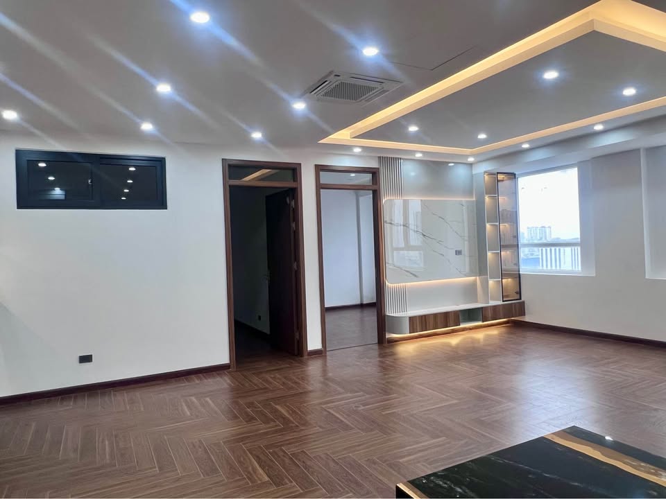 Căn hộ Big Tower 124m² giá thỏa thuận - Full nội thất cao cấp, sẵn sàng vào ở!