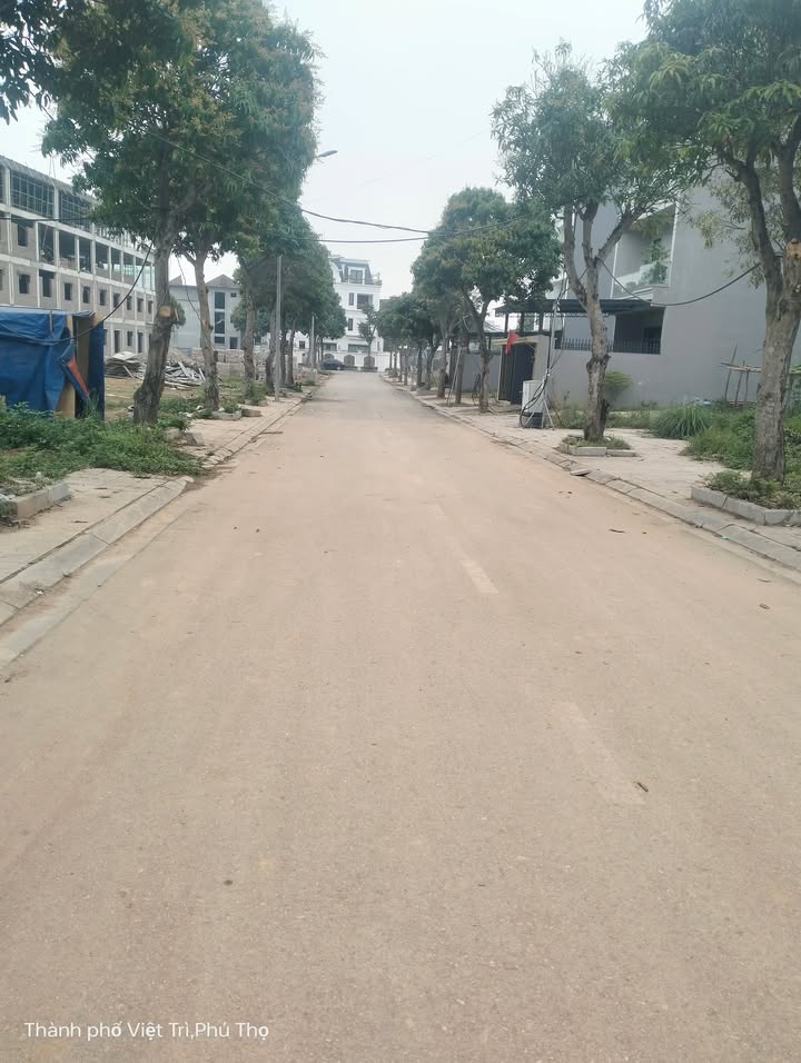 Đất nền khu đô thị Việt Séc - Việt Trì 180m² giá 10.8 tỷ - Hướng Tây Bắc, không lỗi phong thủy!