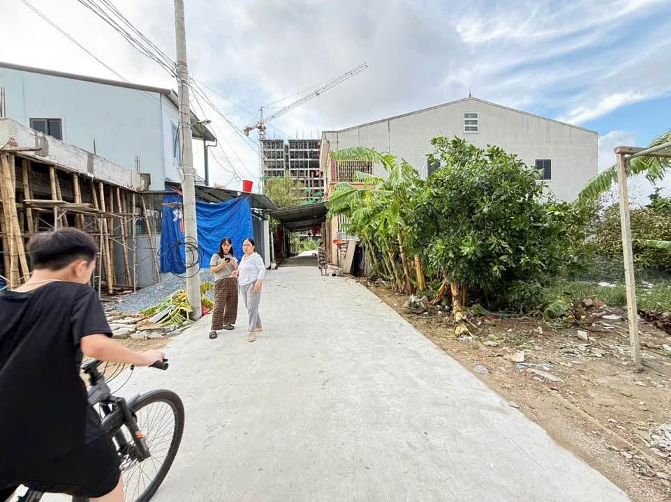 Đất Nền Nghi Liên, Thành phố Vinh 100m² giá chỉ 2 tỷ - Cơ hội vàng cho vợ chồng trẻ!