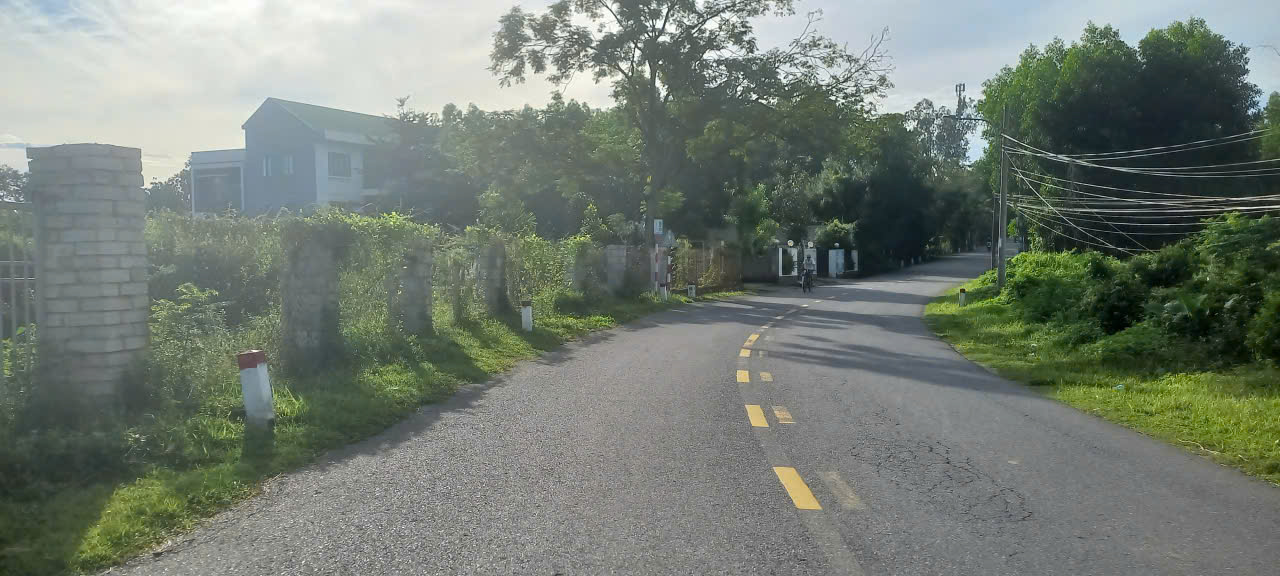 Đất vàng mặt tiền sông Hòa Phong - 284m² giá 3 tỷ - Cơ hội đầu tư tuyệt vời!