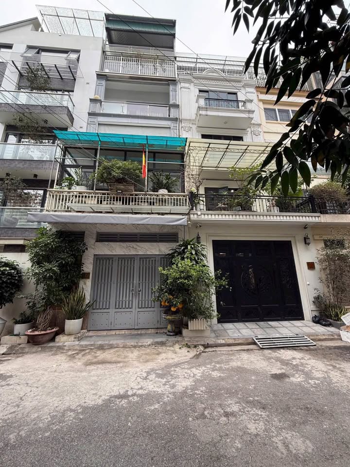 FrontHouse Nghĩa Đô, Cầu Giấy, 70m² giá 3x tỷ - Ô tô dừng đỗ thoải mái!