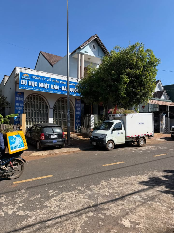 Nhà cấp 4 gác lững đường Vũ Anh Ba 150m² giá 2,4 tỷ - Sổ hồng đầy đủ!