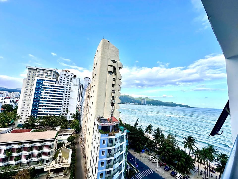 Căn hộ Mường Thanh Viễn Triều Nha Trang 59m² giá 3.68 tỷ - View biển đỉnh cao!