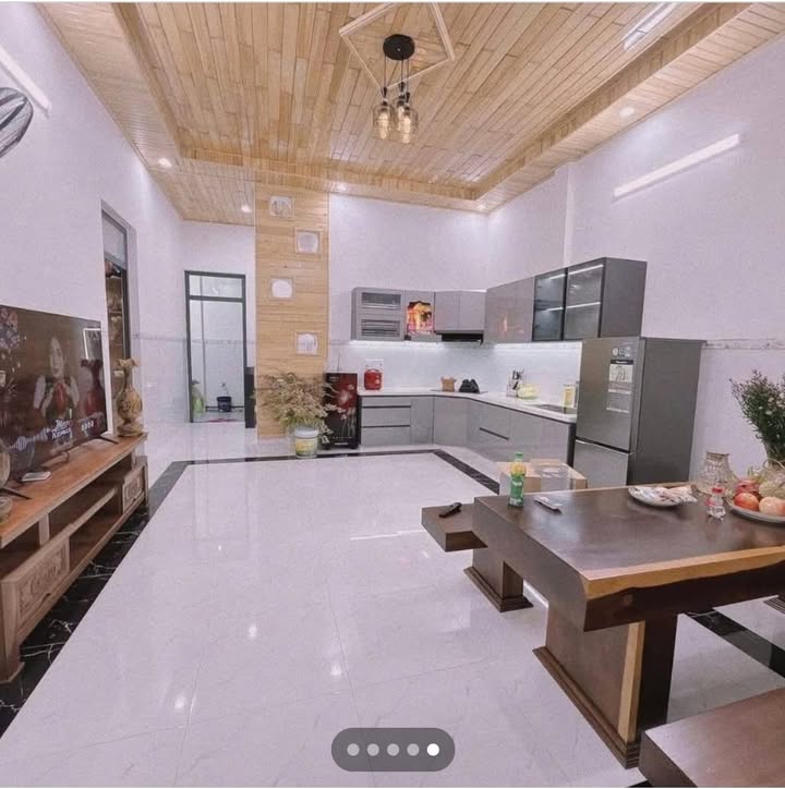 Nhà mặt tiền tỉnh lộ 671, xã Đắk Rơ Va, 200m² - Sổ đỏ chính chủ, giá chỉ 1 tỷ!