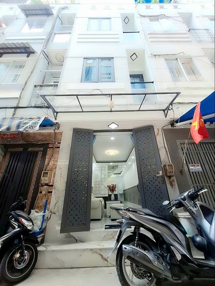 Nhà 3 tầng tại Nhà Bè 32m² giá 2.85 tỷ - Sổ hồng riêng, vào ở ngay!