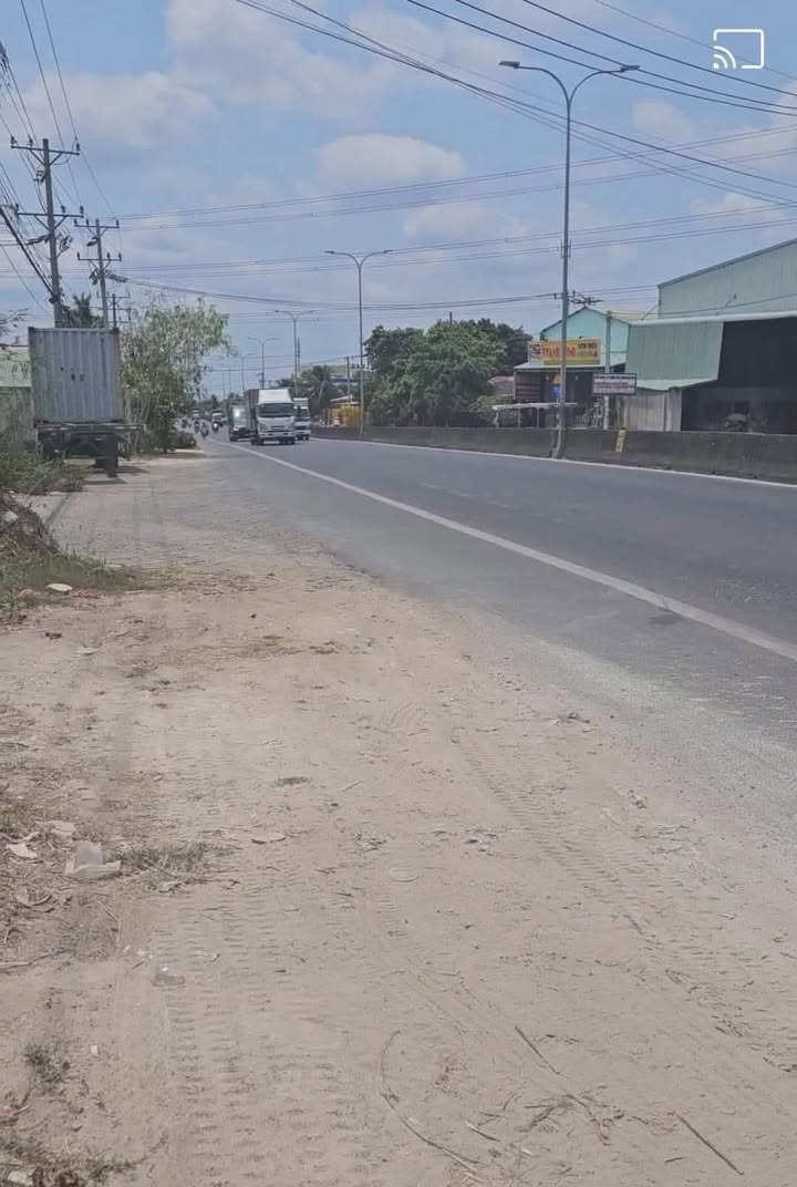 Đất mặt tiền QL1A Xã Nhị Quý 2310m² giá 17 tỷ - Cơ hội đầu tư lý tưởng!