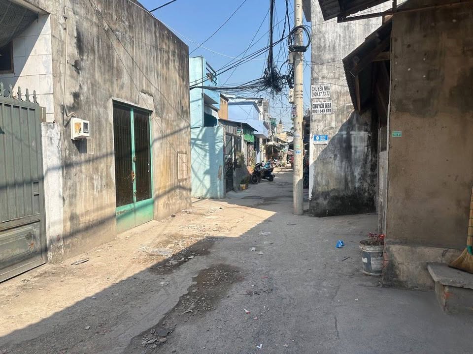 Nhà riêng Hiệp Thành 50m² giá 2.8 tỷ - Tiện xây mới ngay!