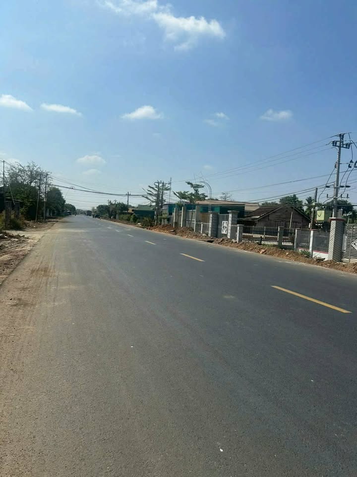 Đất mặt tiền tỉnh lộ 1 Buôn Đôn 1800m² giá chỉ 1.92 tỷ - Tiềm năng kinh doanh lớn!