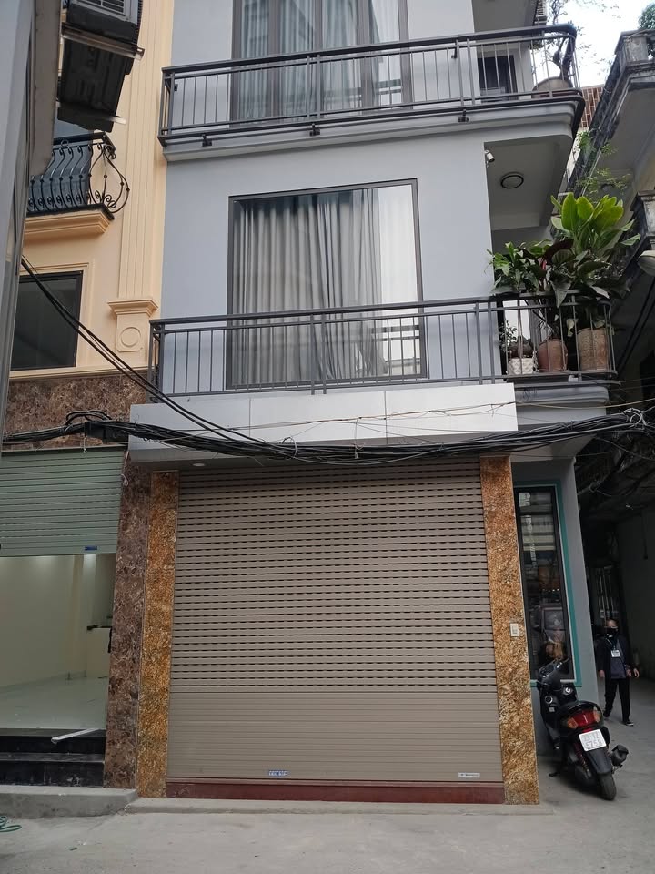 Nhà phố Minh Khai 23m² giá 7 tỷ - Sổ đỏ chính chủ, ô tô đậu cửa!