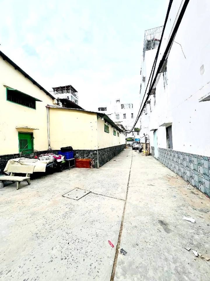 Nhà đẹp Âu Dương Lân, Quận 8, 50.9m² giá chỉ 5.95 tỷ - Full nội thất, sẵn sàng vào ở!