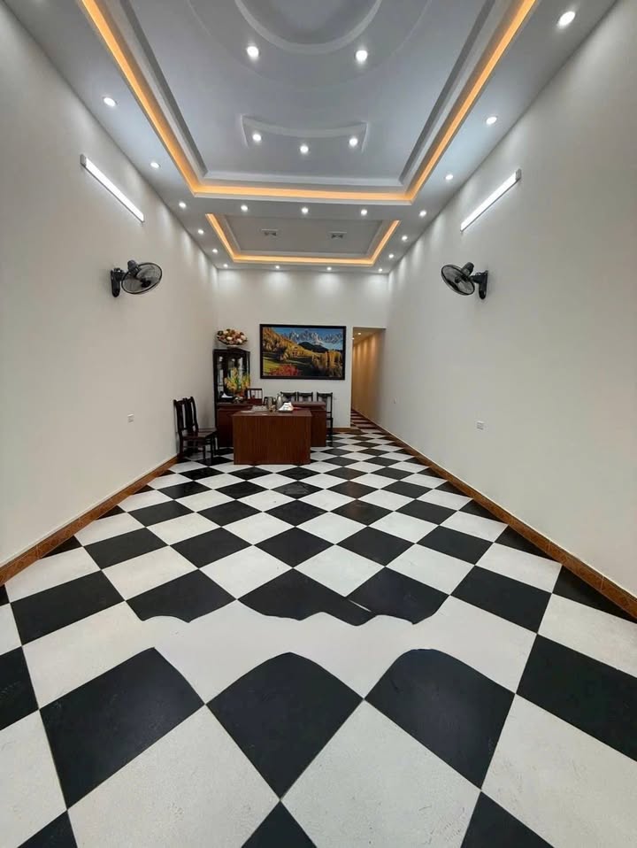 Nhà cấp 4 mặt đường Nguyễn Du 140m² giá 5 tỷ - Đầu tư sinh lời hấp dẫn!