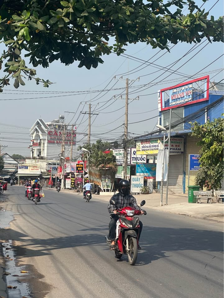 Dãy nhà trọ mặt tiền kinh doanh An Phú, 320m², giá 9 tỷ - Đầu tư sinh lời ngay!