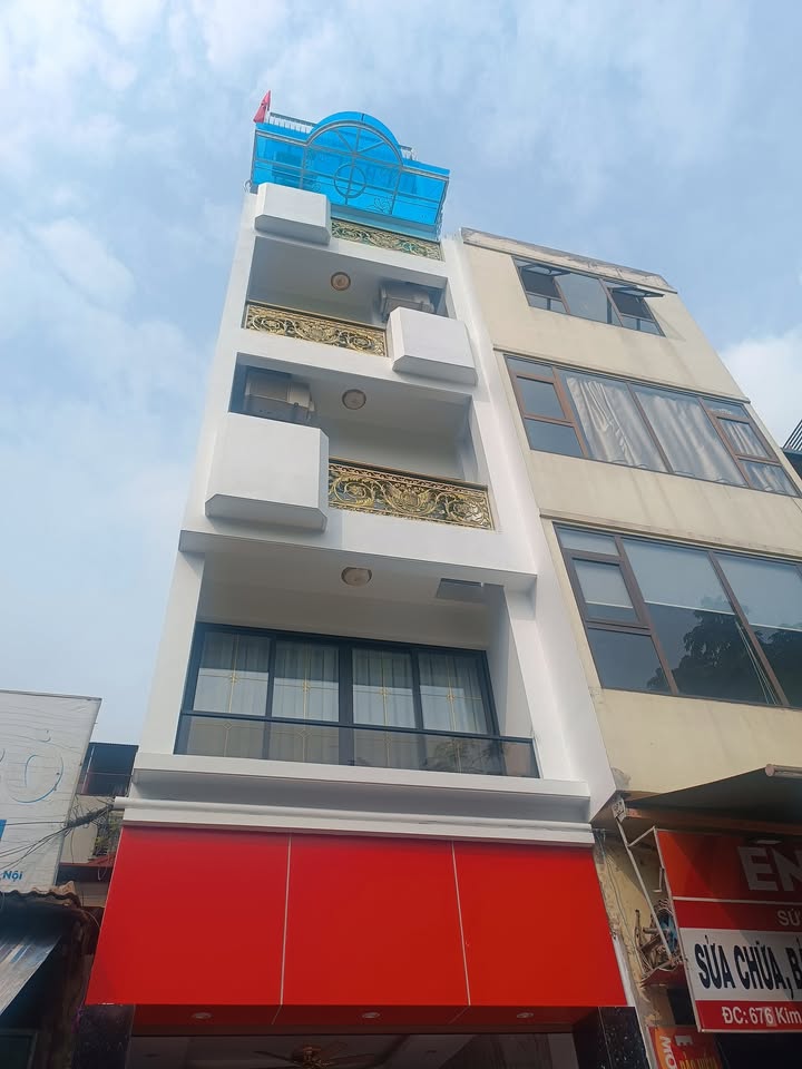 Nhà lô góc Hoàng Văn Thái, 60m², giá 21 tỷ - Thiết kế hiện đại, thang máy