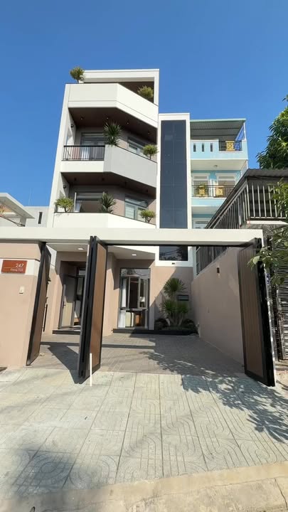 Nhà 2 mặt tiền TL37 Quận 12, 105m² giá 8.868 tỷ - View sông thoáng mát!