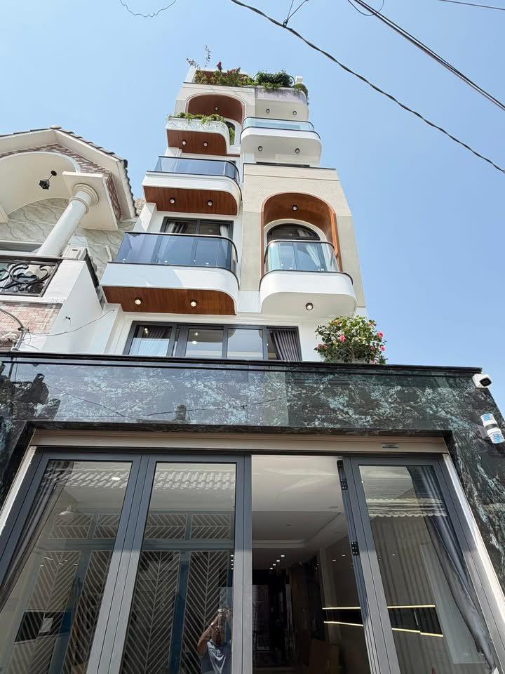 Nhà mặt tiền đường Lê Đức Thọ, Gò Vấp, 81.5m² giá 13.9 tỷ - Đầu tư sinh lời ngay!