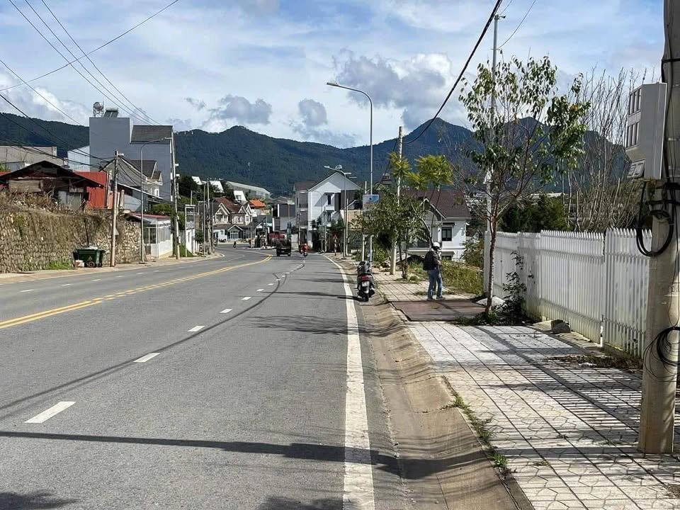 Đất mặt tiền Đan Kia, Đà Lạt 1440m² giá 30,5 tỷ - Cơ hội đầu tư tuyệt vời!