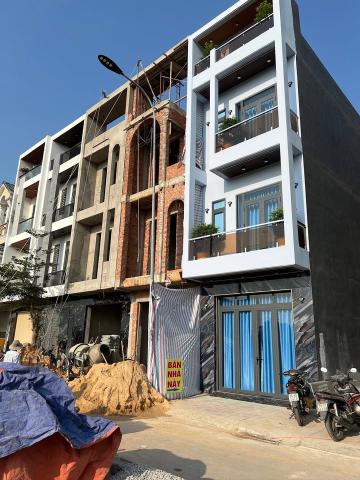 Nhà phố Bình Chuẩn, Thuận An 70m² giá 5 tỷ - Sẵn sàng vào ở ngay!