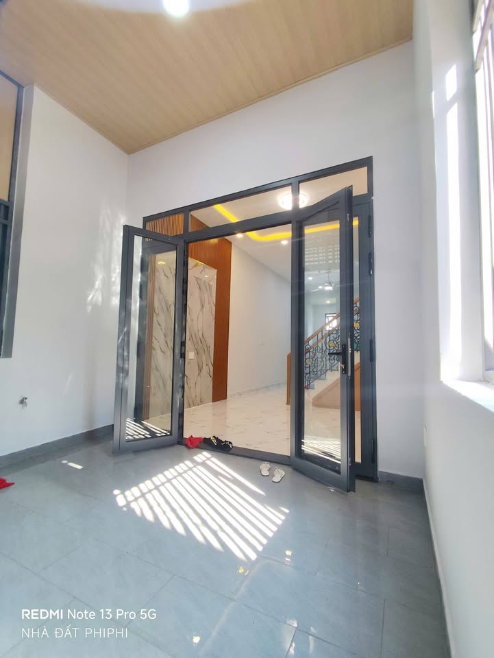 Nhà trệt lầu Phường Lái Thiêu, 56m² giá 1.6 tỷ - Sẵn sàng đón Tết!