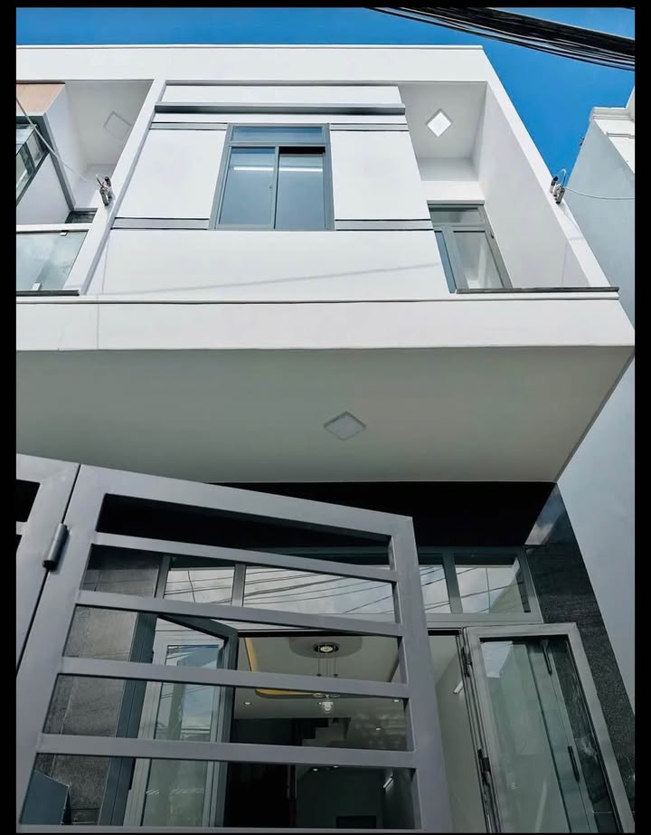 Nhà mới tại hẻm 5m Đường Thanh Niên 54m² giá chỉ 3.3 tỷ - Sẵn sàng vào ở ngay!