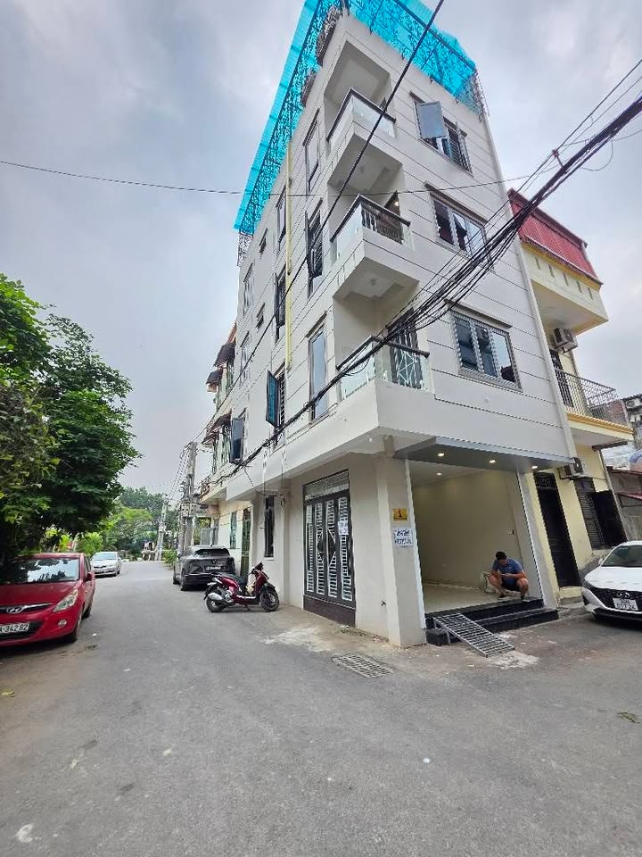 Nhà 5 tầng lô góc Mỹ Đình 45m² giá 11 tỷ - Đầu tư sinh lời ngay!