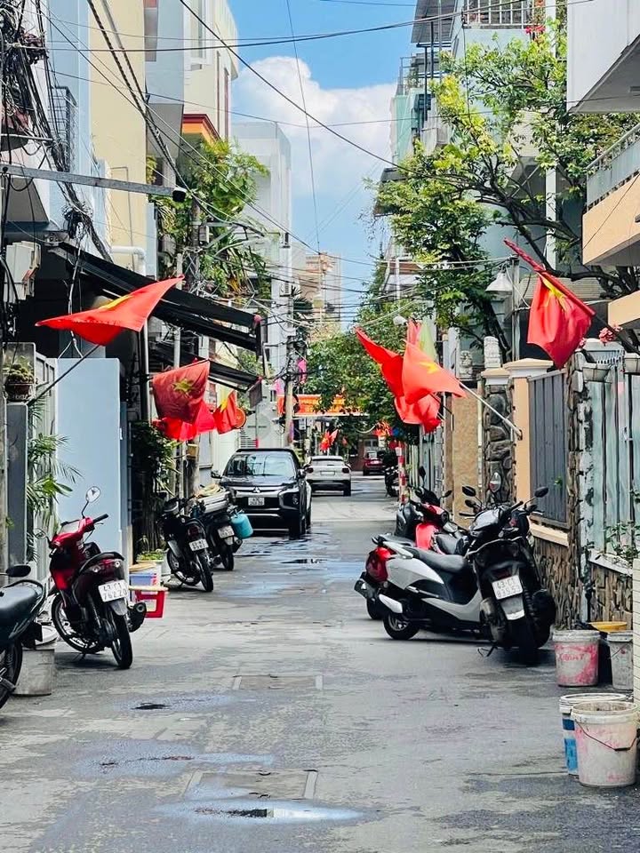 Nhà phố 3 tầng tại Masterise, Đà Nẵng 75m² giá 6.6 tỷ - Vị trí đắc địa, thương lượng ngay!