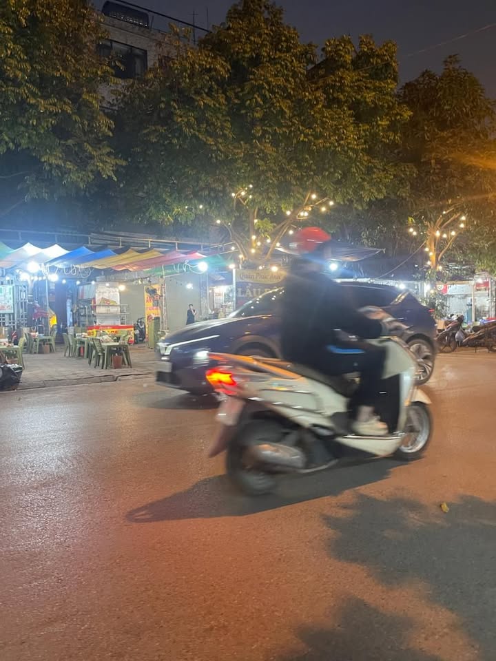 Nhà mặt phố Bùi Quốc Khái, Hoàng Mai, 53m² giá 28.5 tỷ - Đầu tư sinh lời ngay!