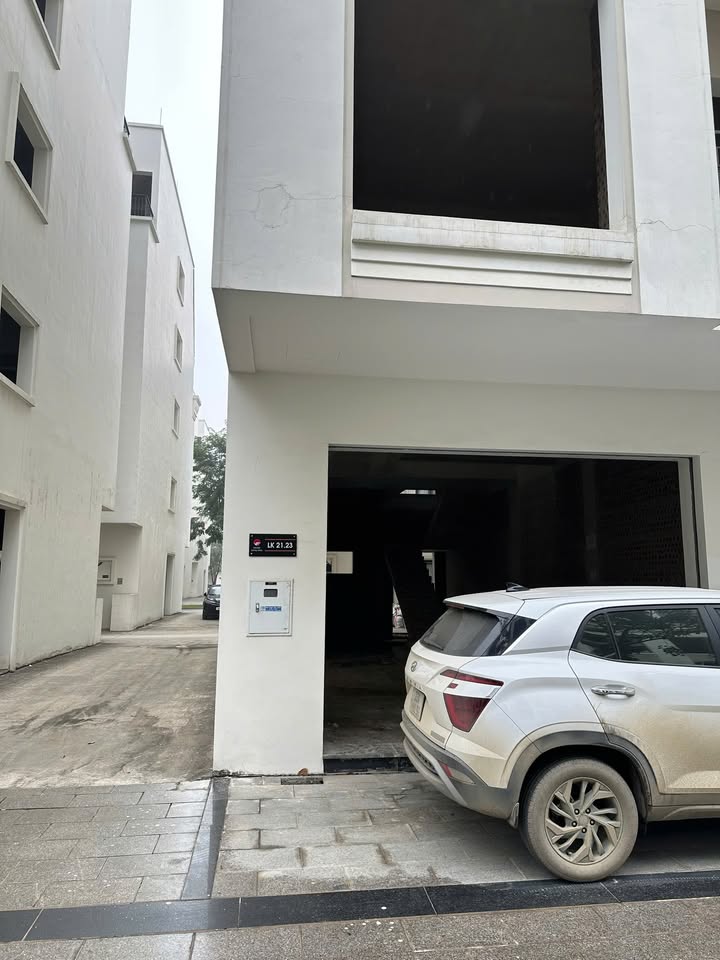 Nhà phố thương mại Hinode Royal Park Hoài Đức 99m² giá 27.4 tỷ - Đầu tư sinh lời ổn định!