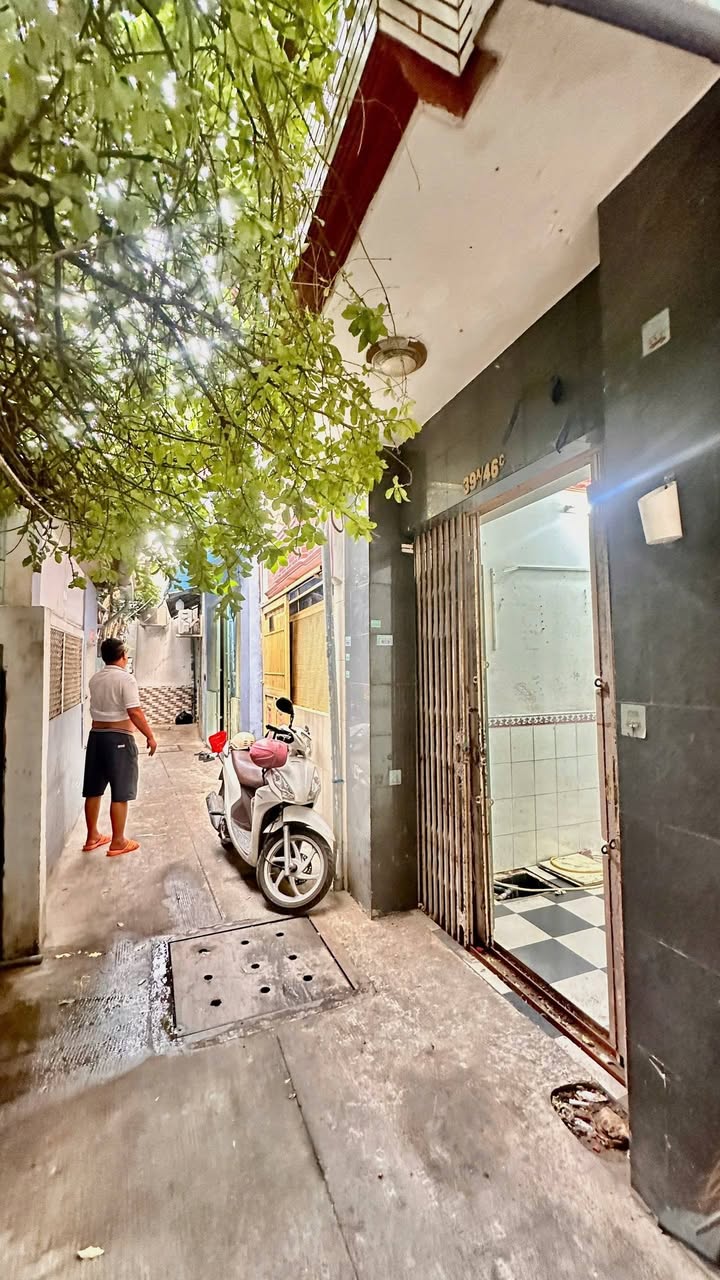 Nhà phố Chánh Hưng, Quận 8, 24m² giá 1.98 tỷ - Bán gấp, thương lượng lộc!