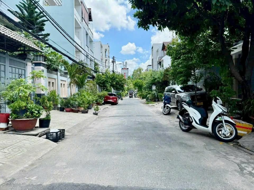 Nhà phố hẻm 130 Hồng Lạc, Quận Tân Bình, 62m² giá 6 tỷ - Đầu tư sinh lời tiềm năng!