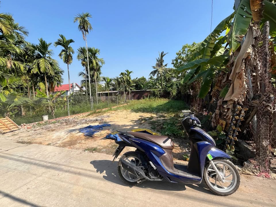 Đất nền Hưng Định, Thuận An, 100m² giá 3.95 tỷ - Sổ hồng chính chủ!