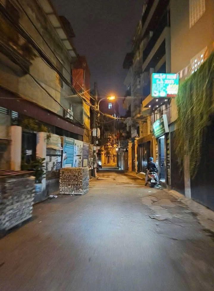 Nhà phố Xuân Đỉnh 35m² giá 7 tỷ - Ô tô vào tận cửa!