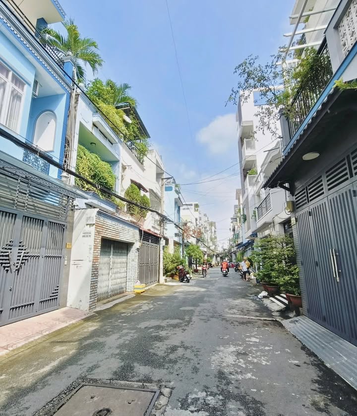 Nhà phố Vườn Lài, Tân Bình 52m² giá 7 tỷ - Ô tô vào tận nhà!