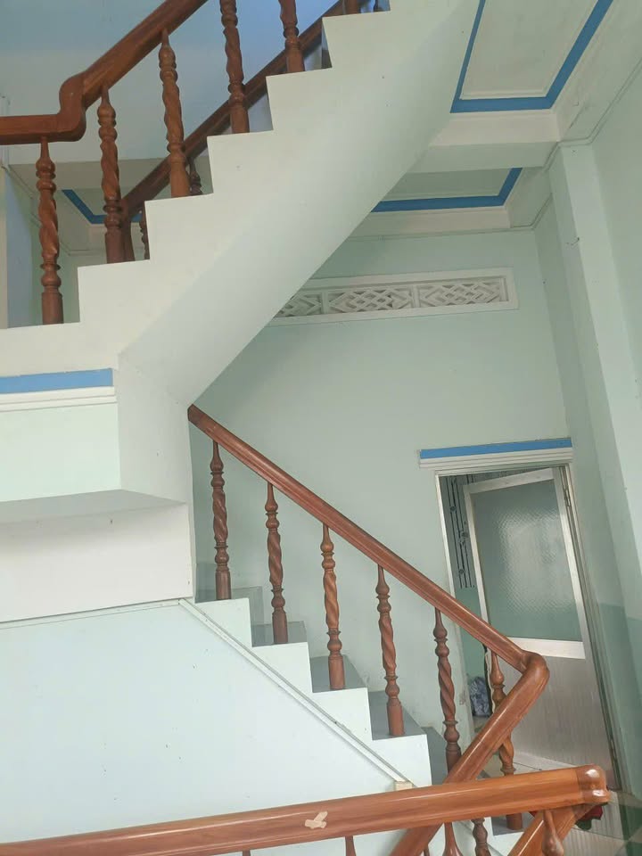 Nhà bán quận Tuy Hòa, 30m² giá 1.12 tỷ - Gần đường Nguyễn Thái Học!