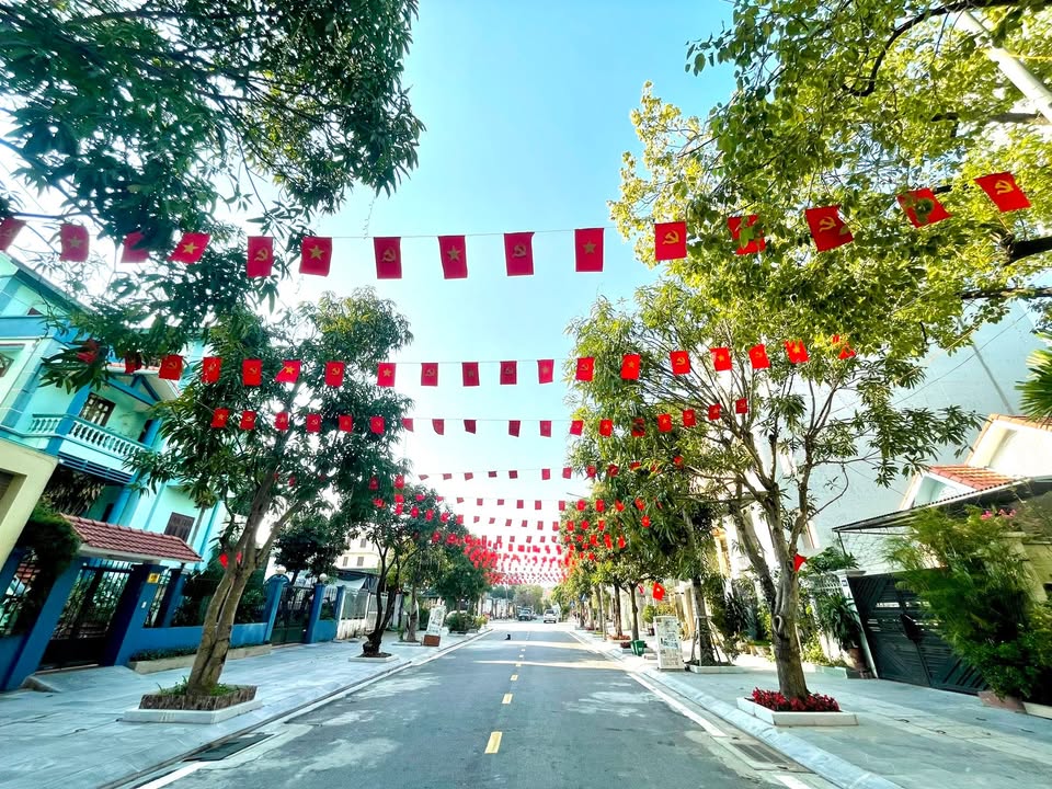 Nhà 5 tầng mặt tiền 6m sau BigC Go 114m² giá 16 tỷ - Hướng Tây Nam thoáng đãng