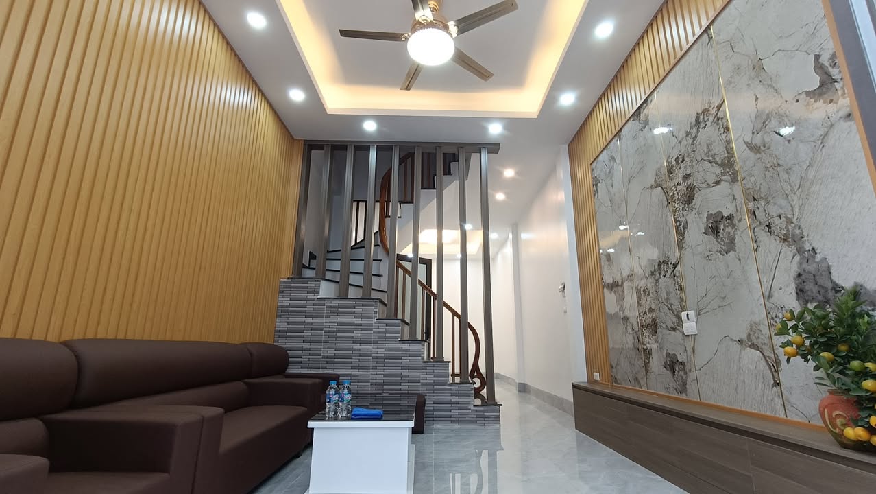 Nhà Ngũ Hiệp, Thanh Trì 42m² giá 5 tỷ - Ô tô sát nhà, view sông đẹp!