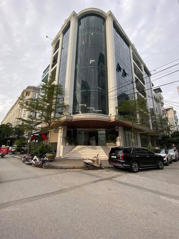 Khách sạn 9 tầng tại Hà Đông 100m² giá 40 tỷ - Cơ hội đầu tư sinh lời!