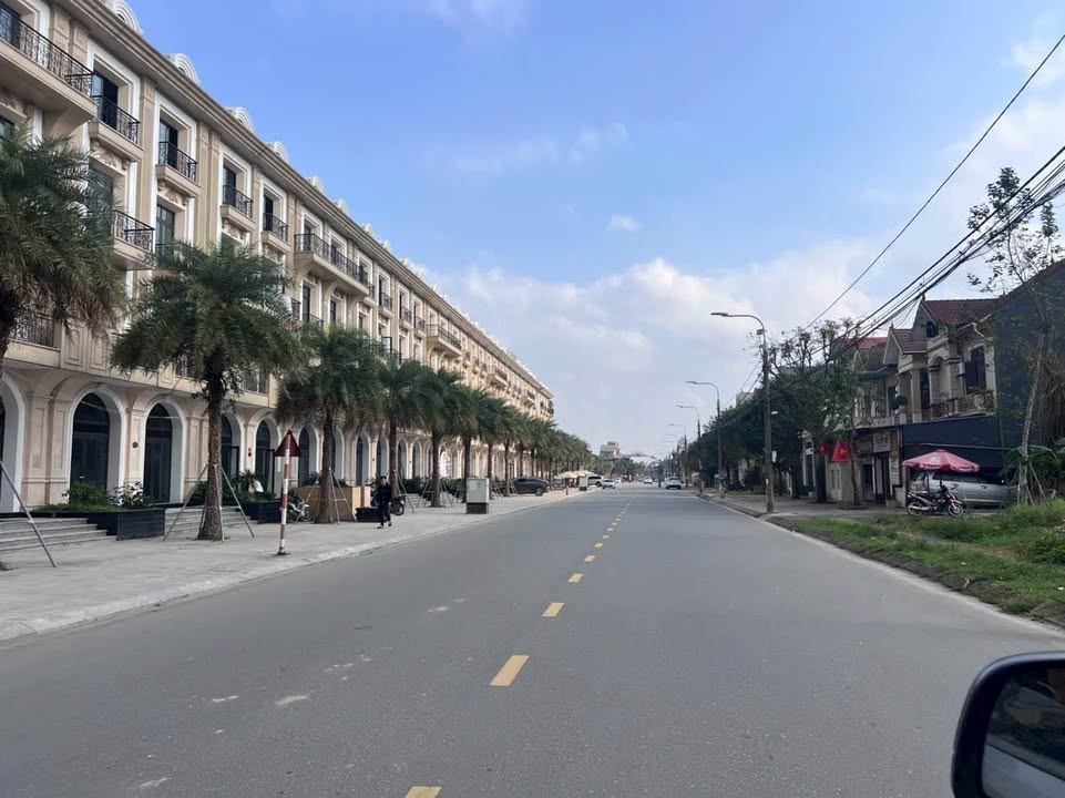 Nhà phố D.metropole Hà Tĩnh 180m² giá 10 tỷ - Sẵn sàng vào ở ngay!