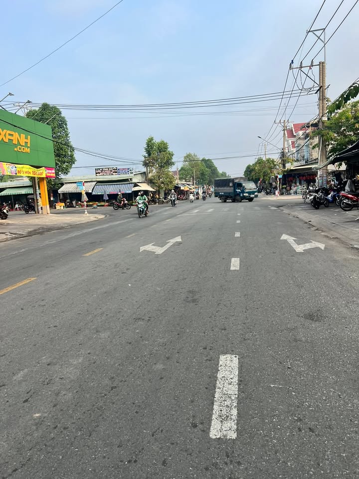 Đất nền 300m² tại đường Nb12, phường Mỹ Phước, chỉ 5.1 tỷ - Vị trí kinh doanh đắc địa!