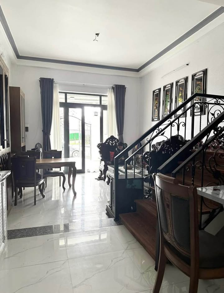 Nhà 2 tầng Hương Sơ, 81m² giá 2.6 tỷ - Gần trường mầm non Nguyễn Văn Linh!