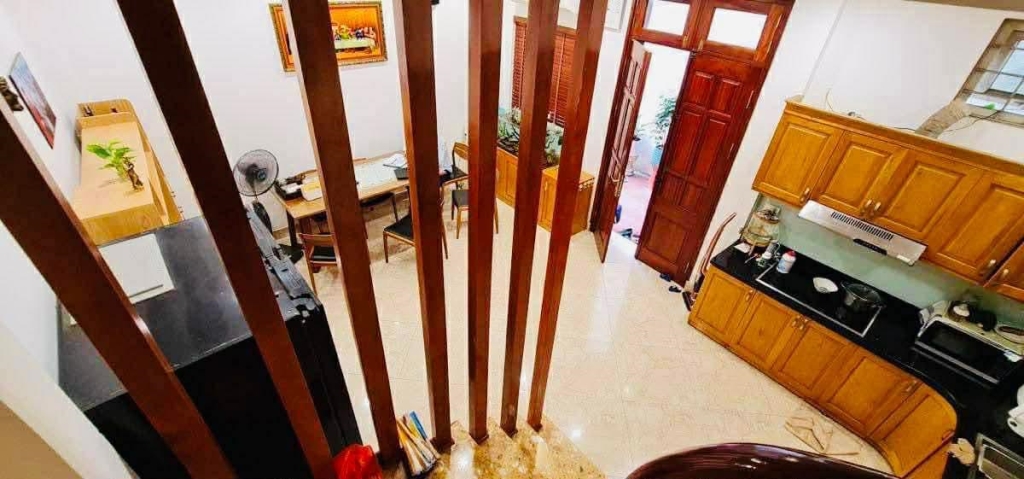 Nhà phố Đào Tấn Ba Đình 34m² giá 7.95 tỷ - Thiết kế hiện đại, mặt tiền rộng!