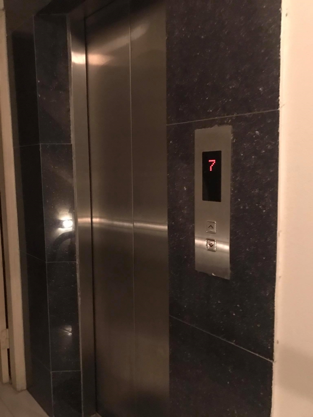 Nhà 8 tầng mặt phố Nguyễn Xiên, Thanh Xuân 85m² giá 45 tỷ - Kinh doanh sầm uất!