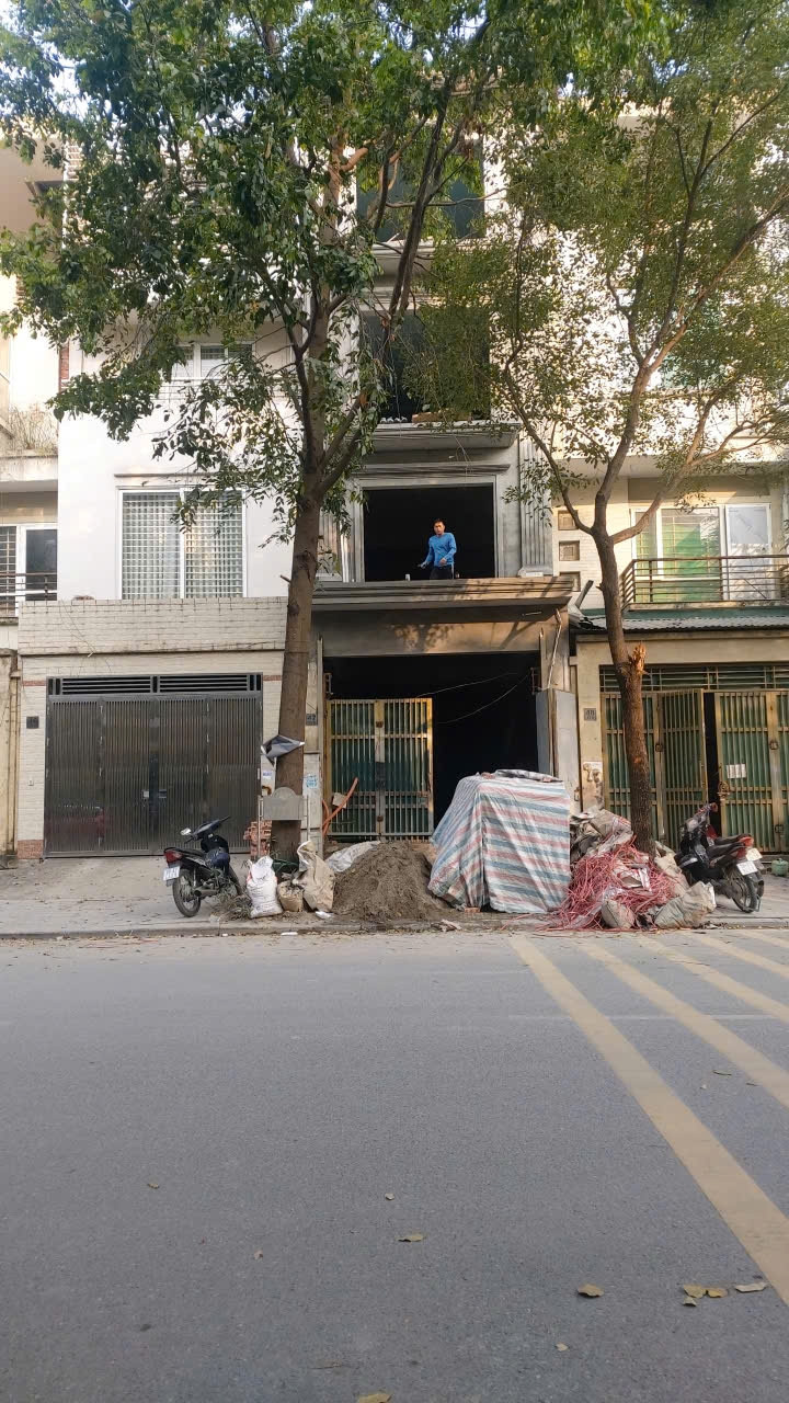 Nhà liền kề KĐT Văn Phú 86m² giá 27 tỷ - Thiết kế 5 tầng, thang máy sẵn sàng!