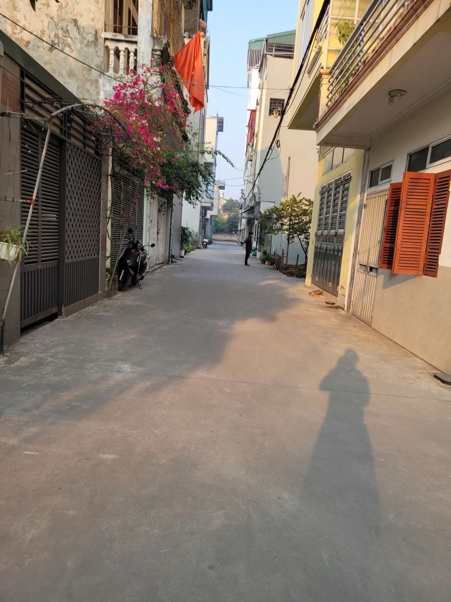 Nhà nguyên căn 2,5 tầng tại Vạn Phúc, Thanh Trì - Giá chỉ 5 triệu/tháng!