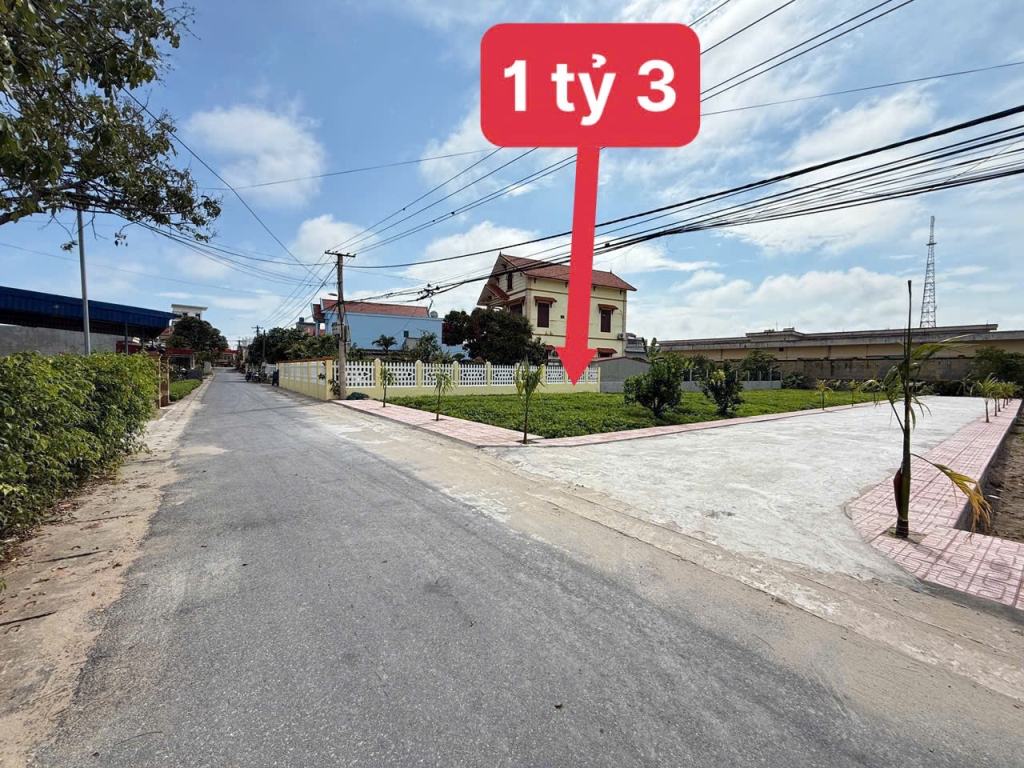 Lô góc trục chính KCN VSIP 100m² giá chỉ 1.3 tỷ - Cần bán gấp