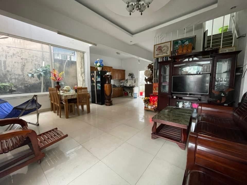 Nhà riêng Phường Tam Bình, Thủ Đức 120m² giá 7.5 tỷ - Chính chủ, giao thông thuận lợi!