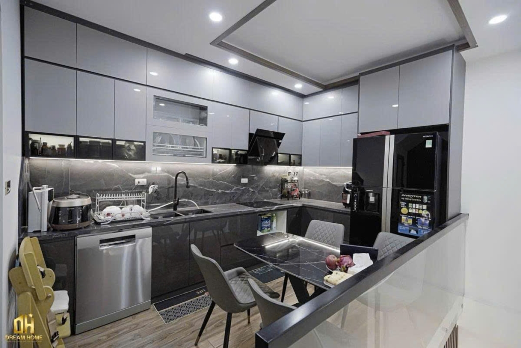 Nhà mặt phố Vĩnh Phúc Ba Đình 40m² giá 21 tỷ - Đầu tư sinh lời ổn định!